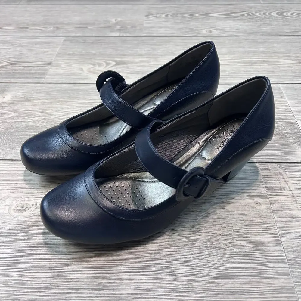 Life Stride Rozz Navy Mary Jane Pump Size 9 EUC